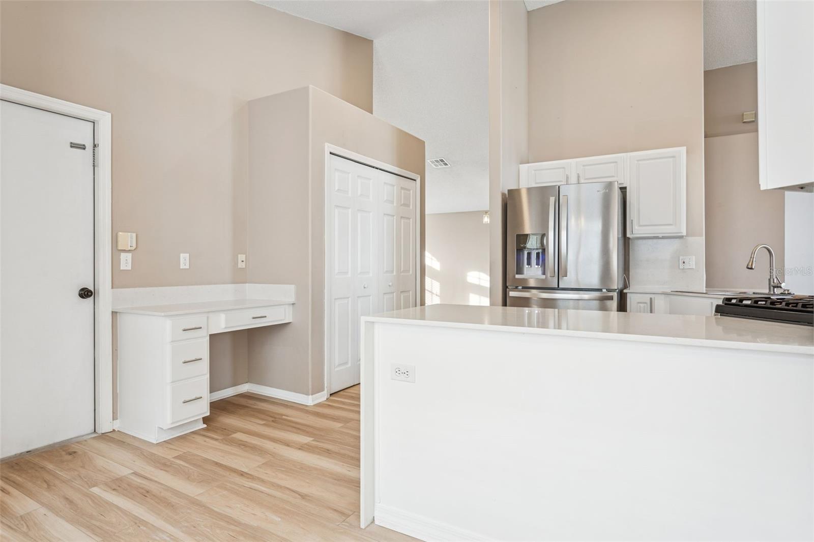 MEADOW POINTE - Residential