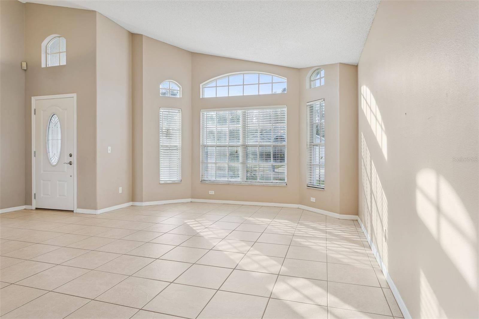 MEADOW POINTE - Residential