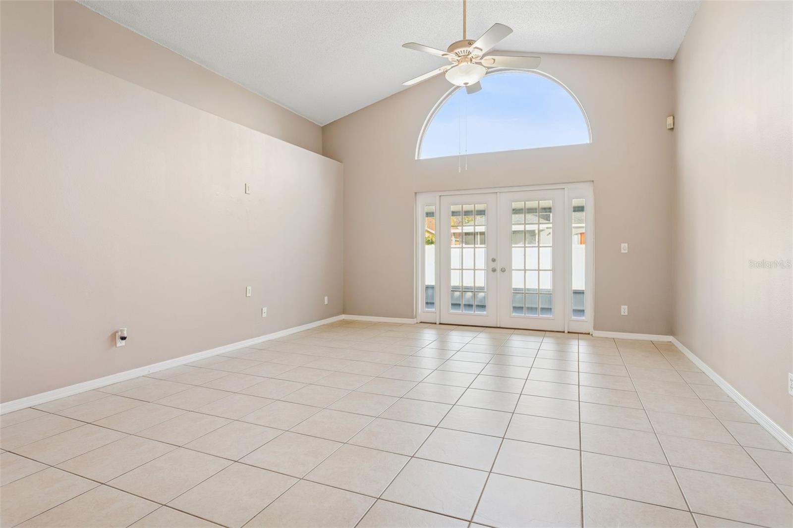 MEADOW POINTE - Residential