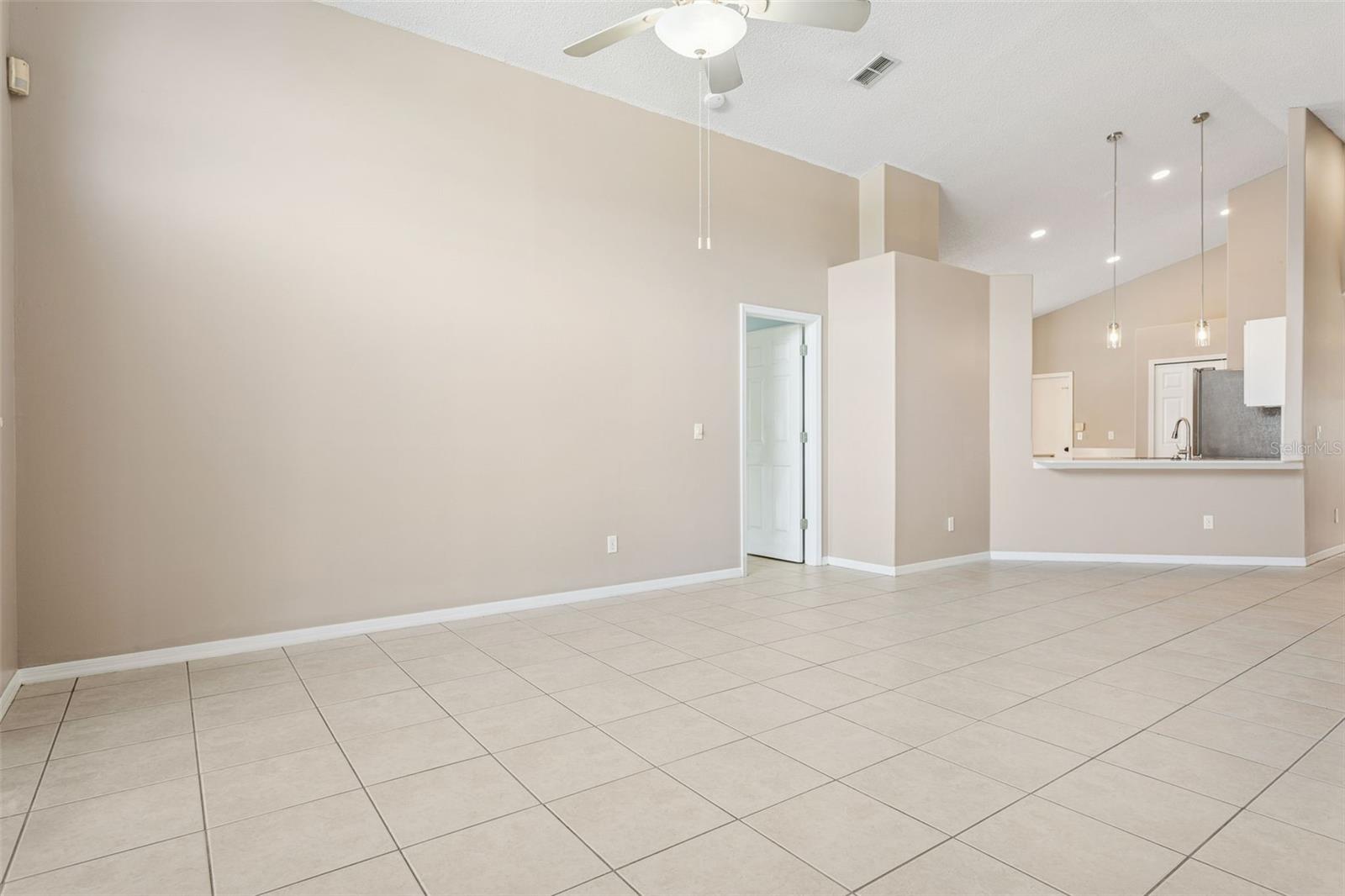 MEADOW POINTE - Residential