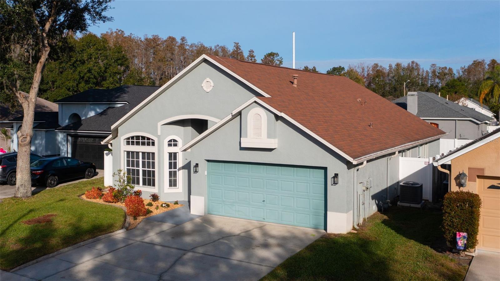 MEADOW POINTE - Residential