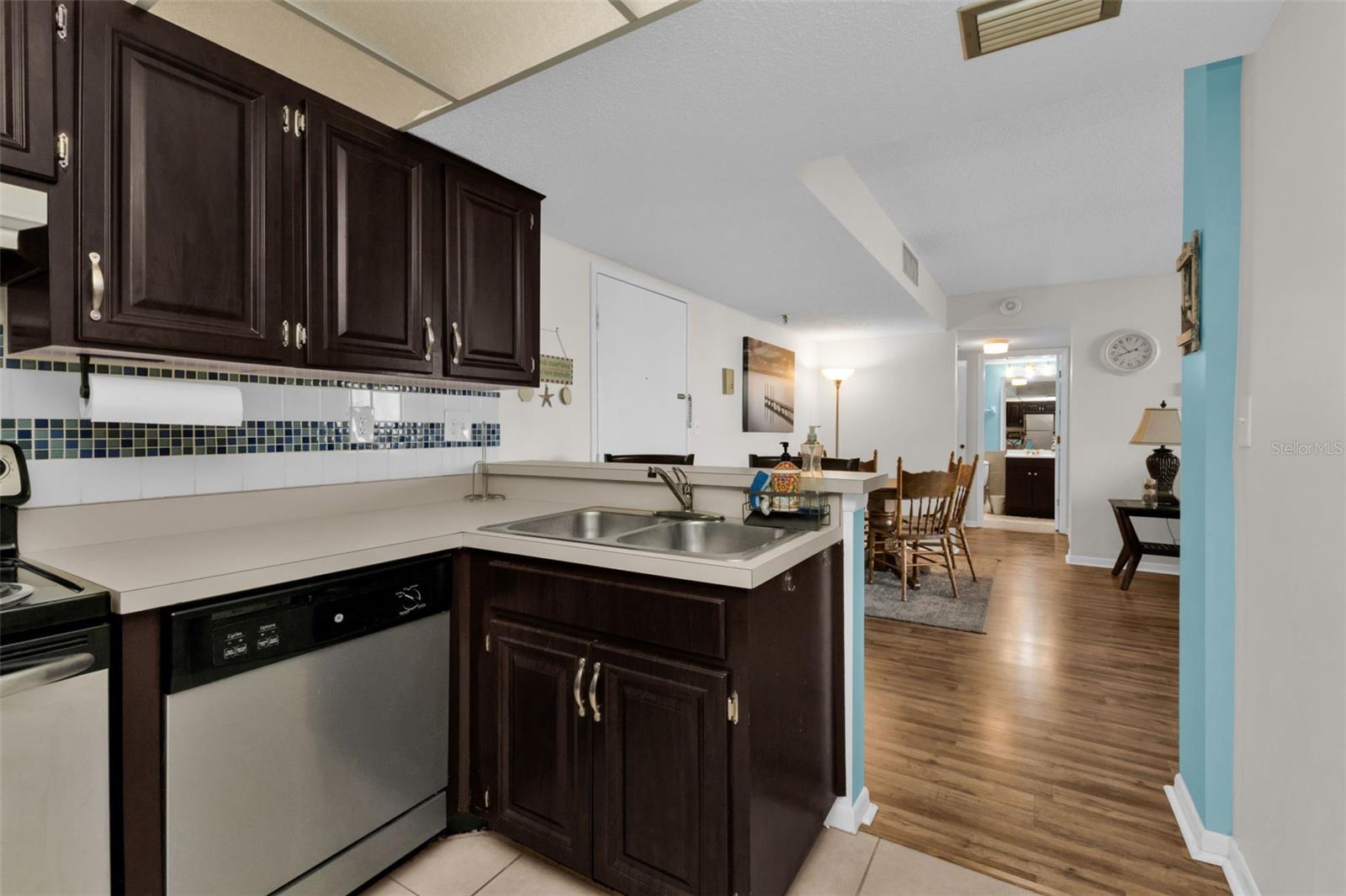 PROMENADES EAST - Residential