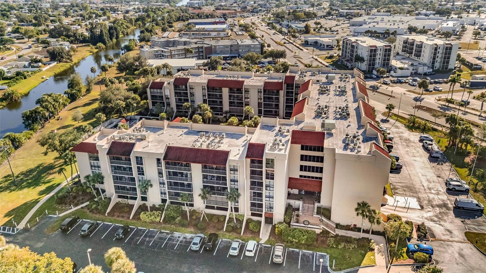 PROMENADES EAST - Residential