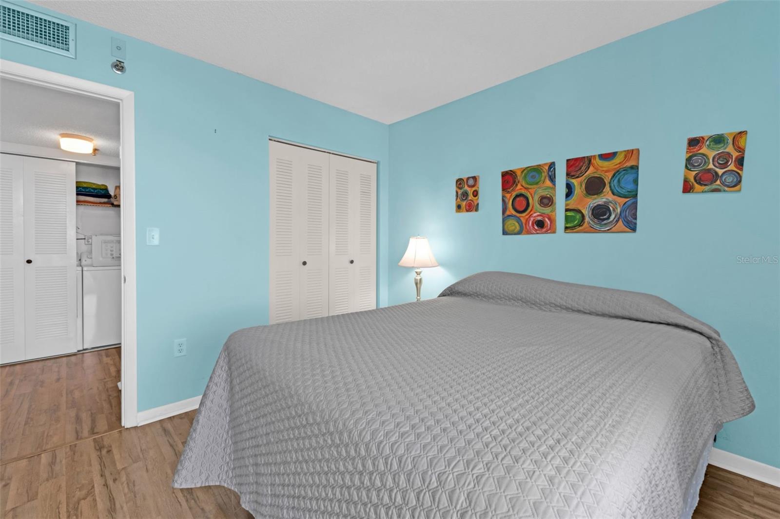 PROMENADES EAST - Residential