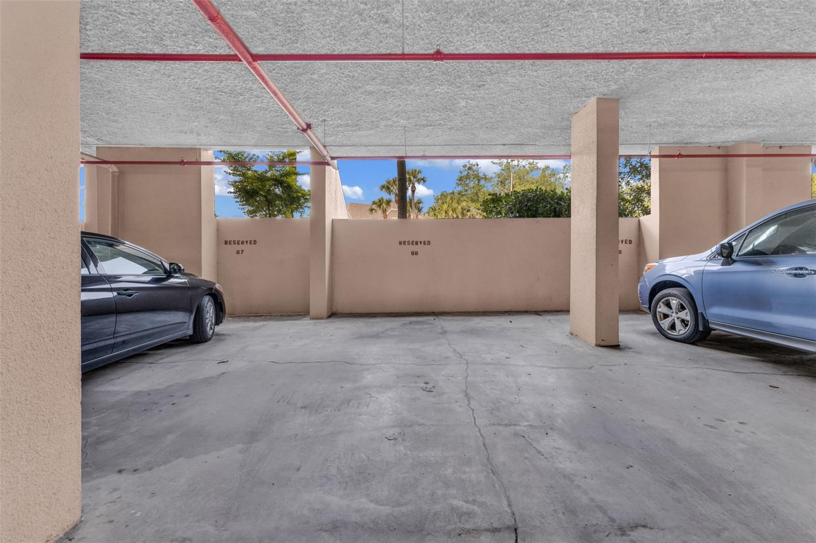 PROMENADES EAST - Residential