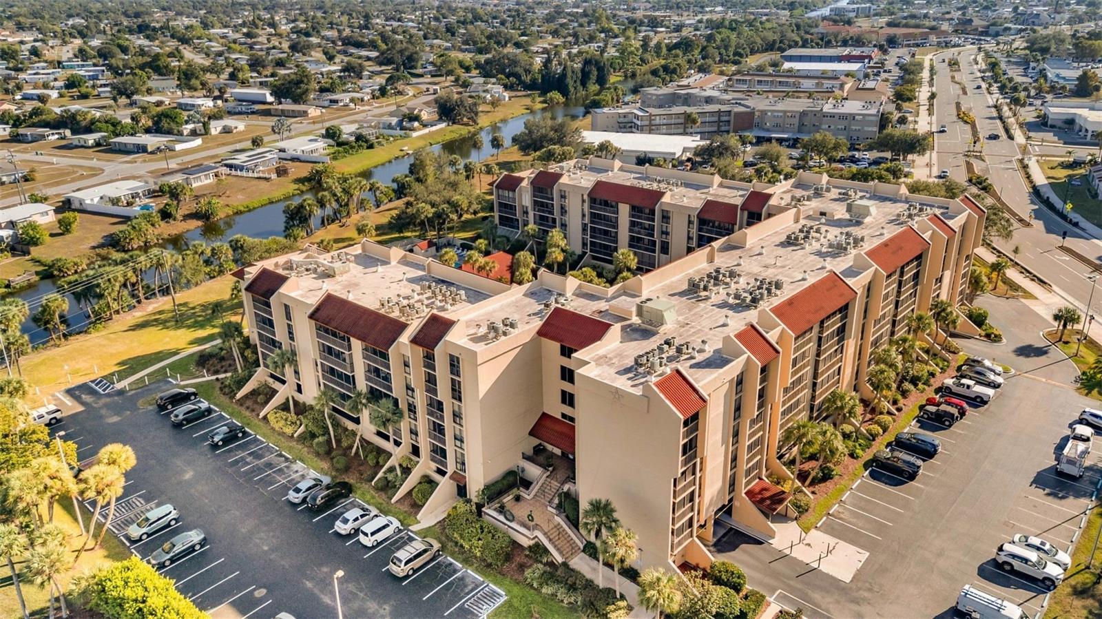 PROMENADES EAST - Residential