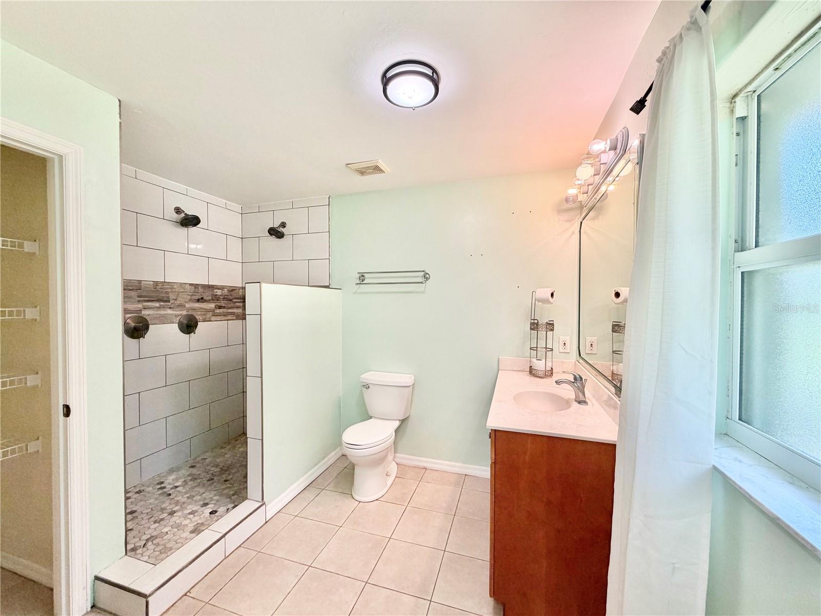 OAK RIDGE CROSSING - Residential