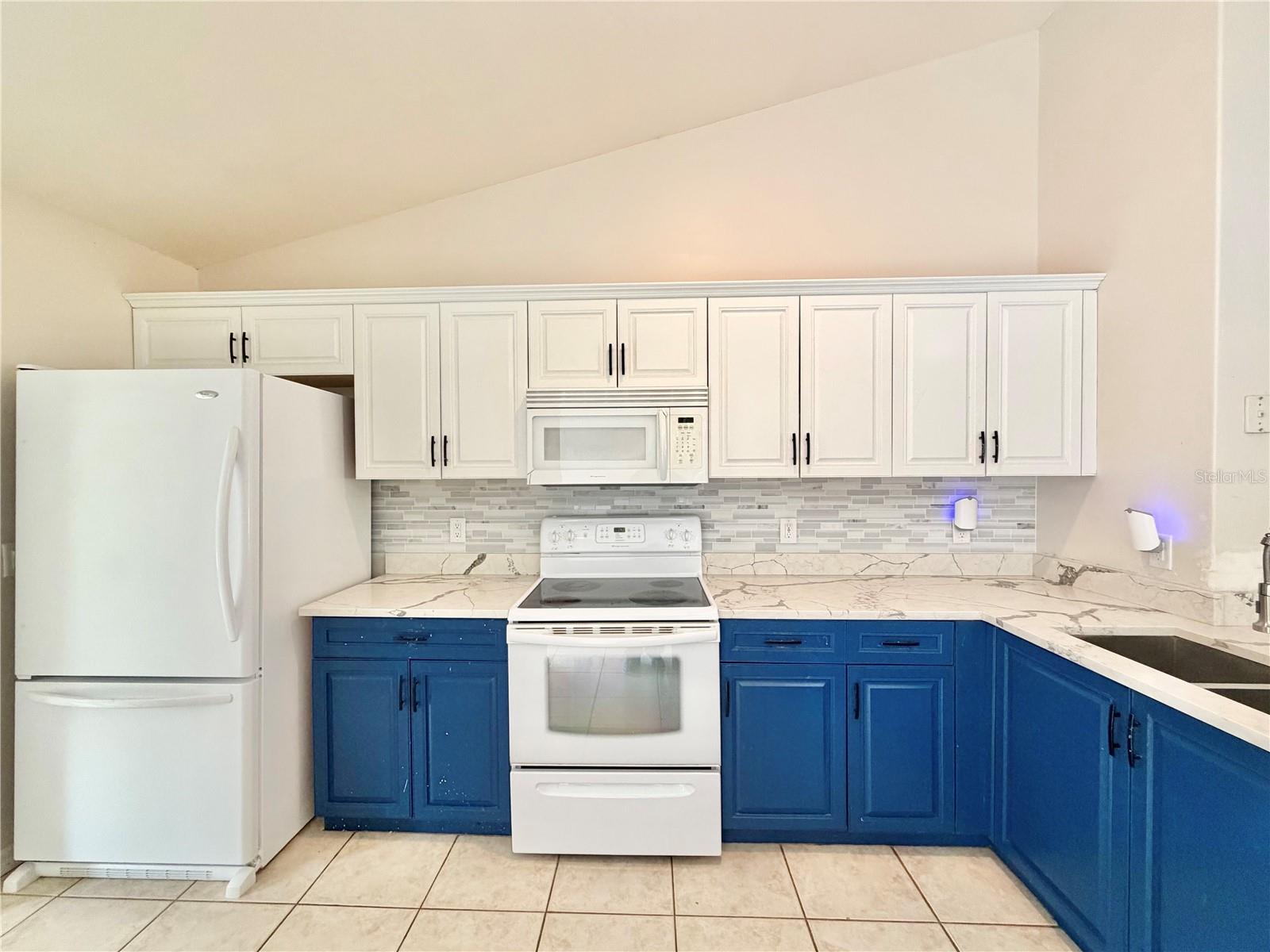 OAK RIDGE CROSSING - Residential