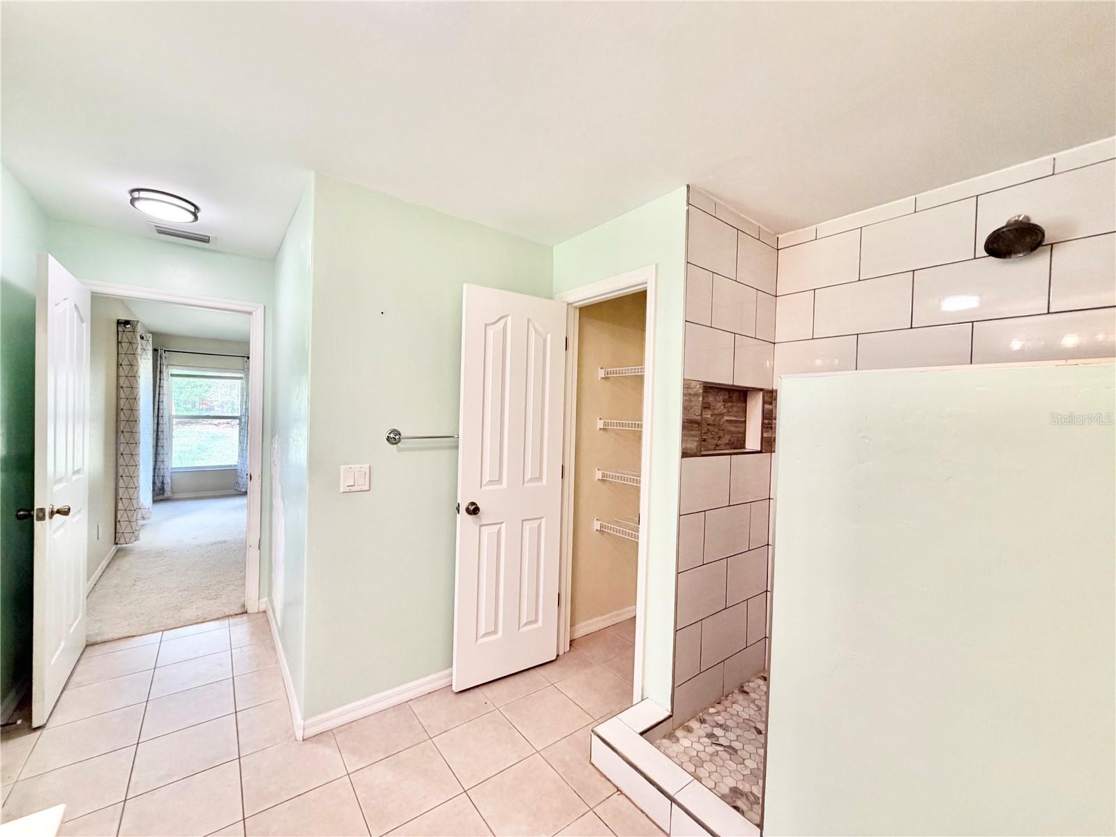 OAK RIDGE CROSSING - Residential