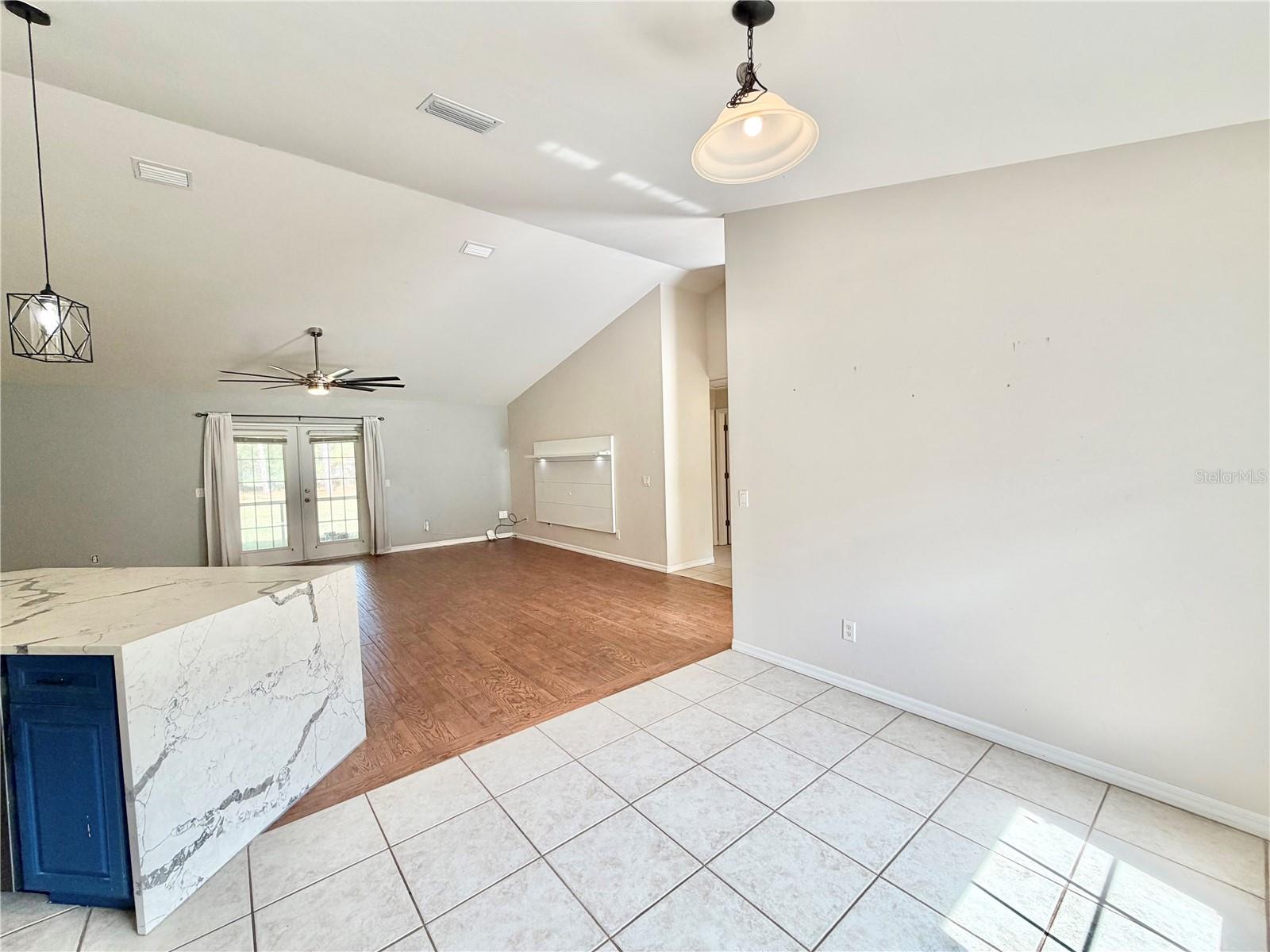 OAK RIDGE CROSSING - Residential