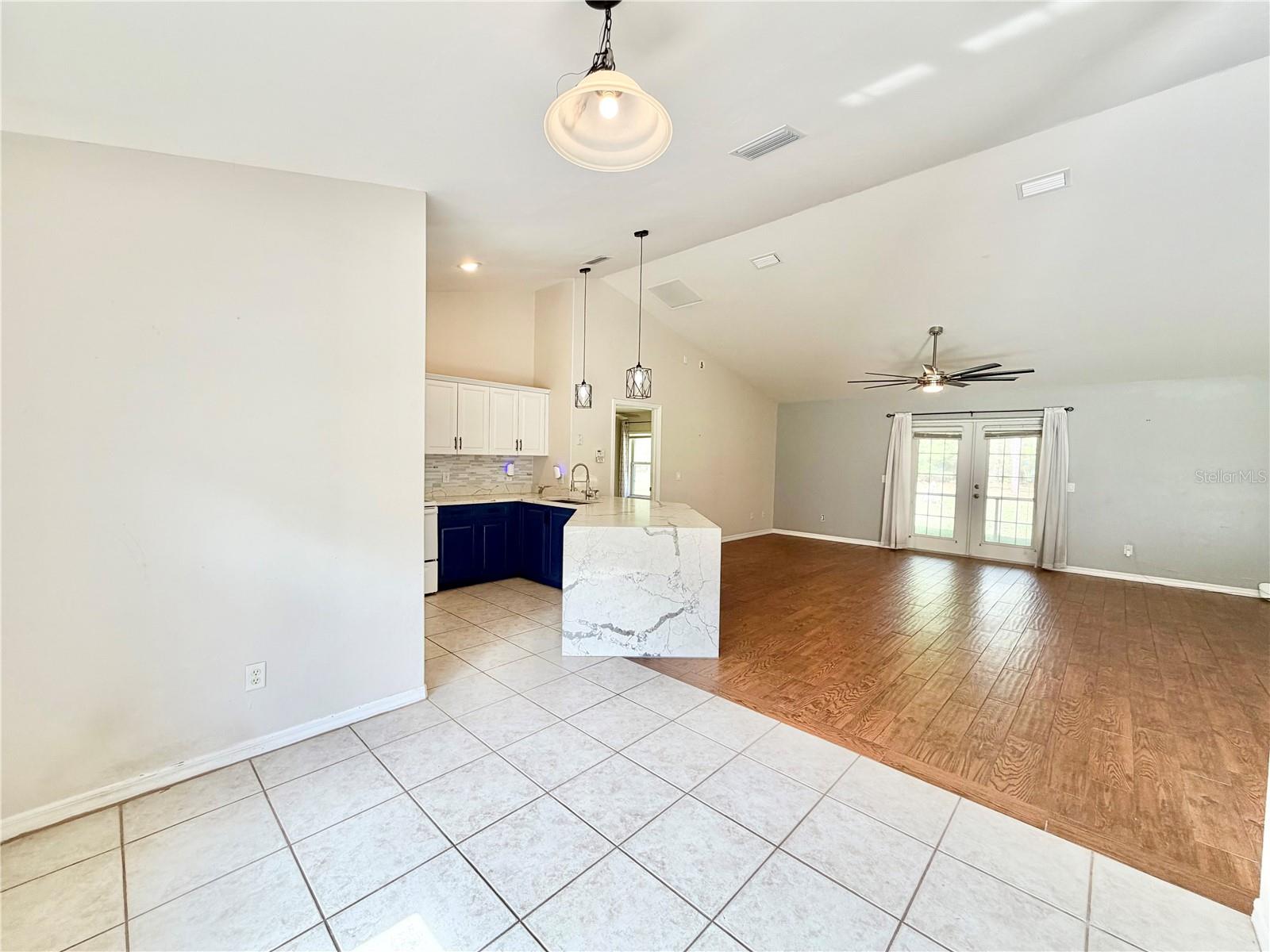 OAK RIDGE CROSSING - Residential