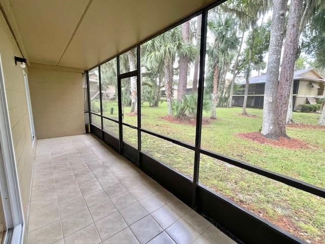 LAKESIDE CONDO APTS - Residential Lease