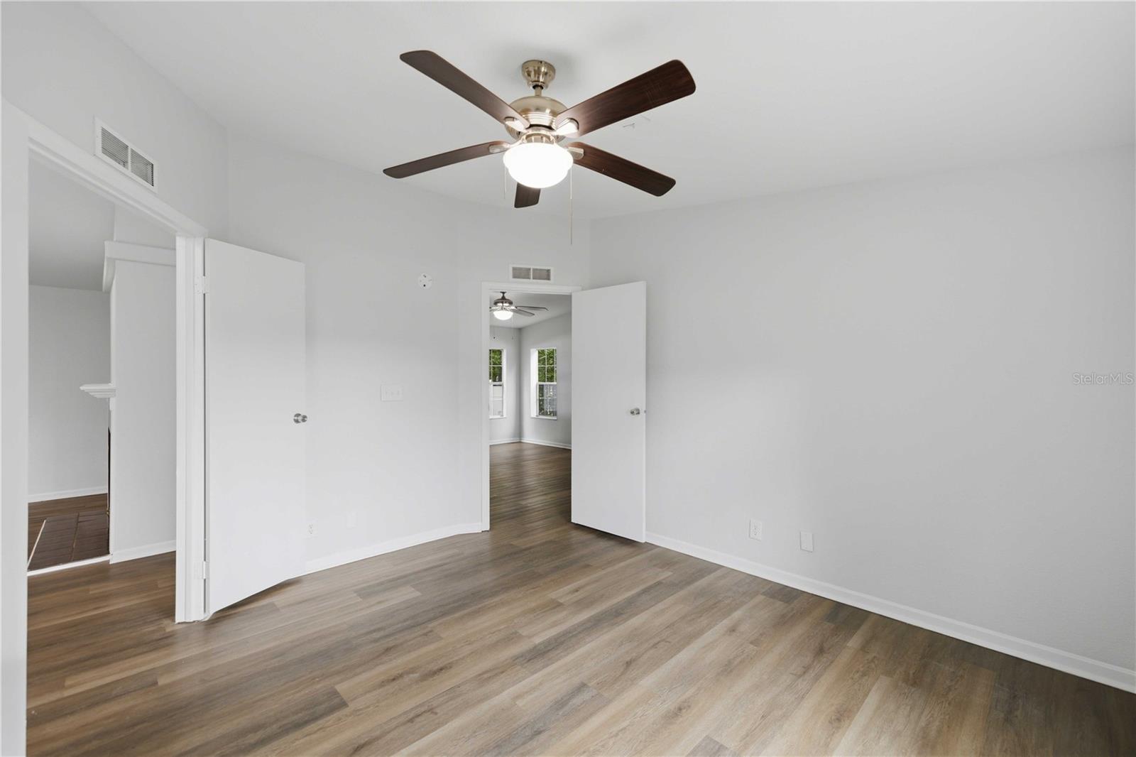 ORANGE AVE - Residential