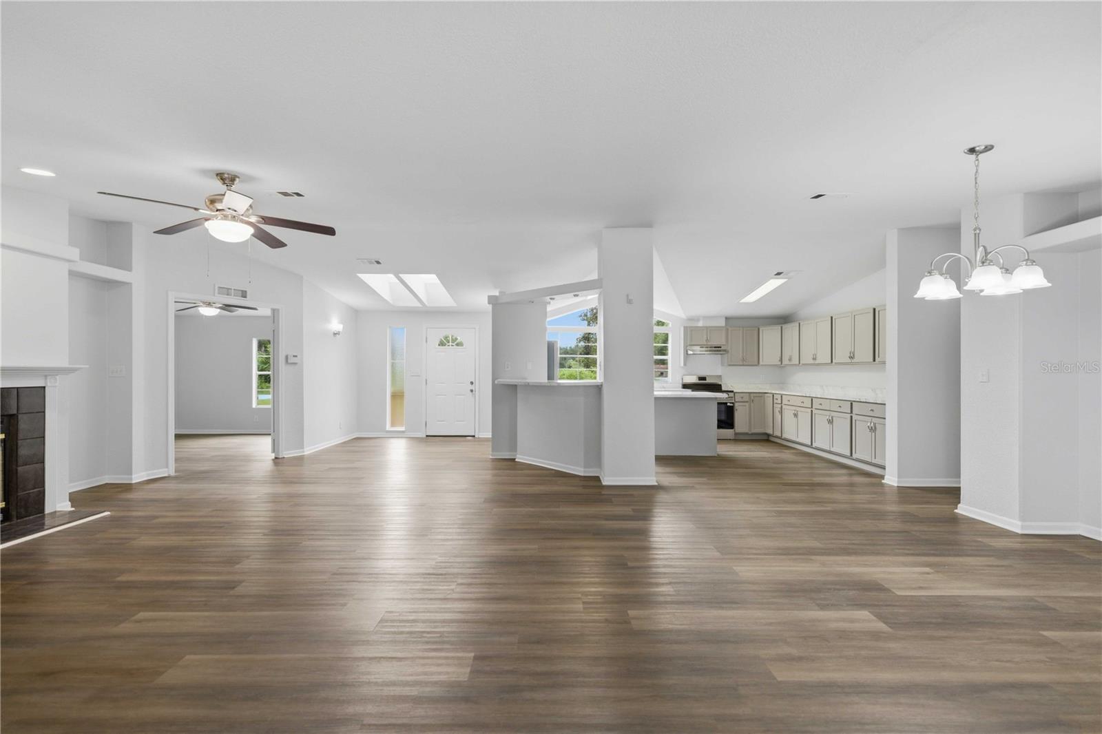 ORANGE AVE - Residential