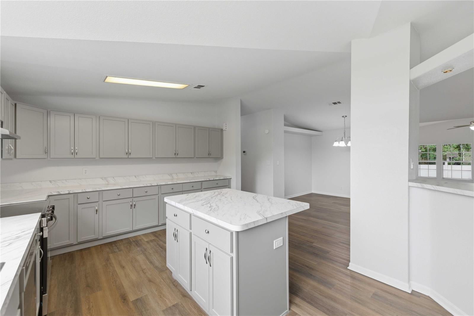 ORANGE AVE - Residential