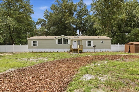 Tiny photo for 100 SE 81st Street, Ocala, FL 34480 (MLS # OM725459)