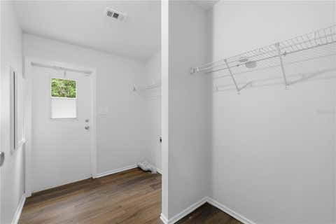 Tiny photo for 100 SE 81st Street, Ocala, FL 34480 (MLS # OM725459)