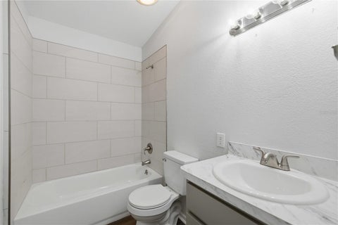Tiny photo for 100 SE 81st Street, Ocala, FL 34480 (MLS # OM725459)