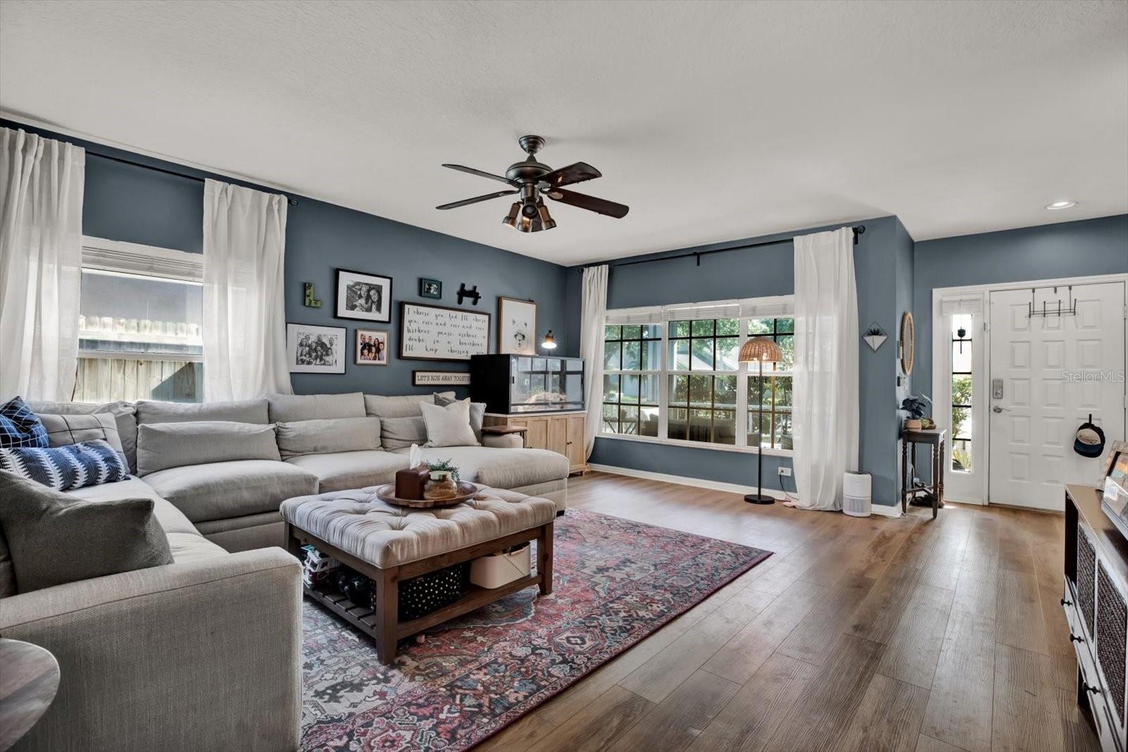 6526 SUMMER COVE DRIVE