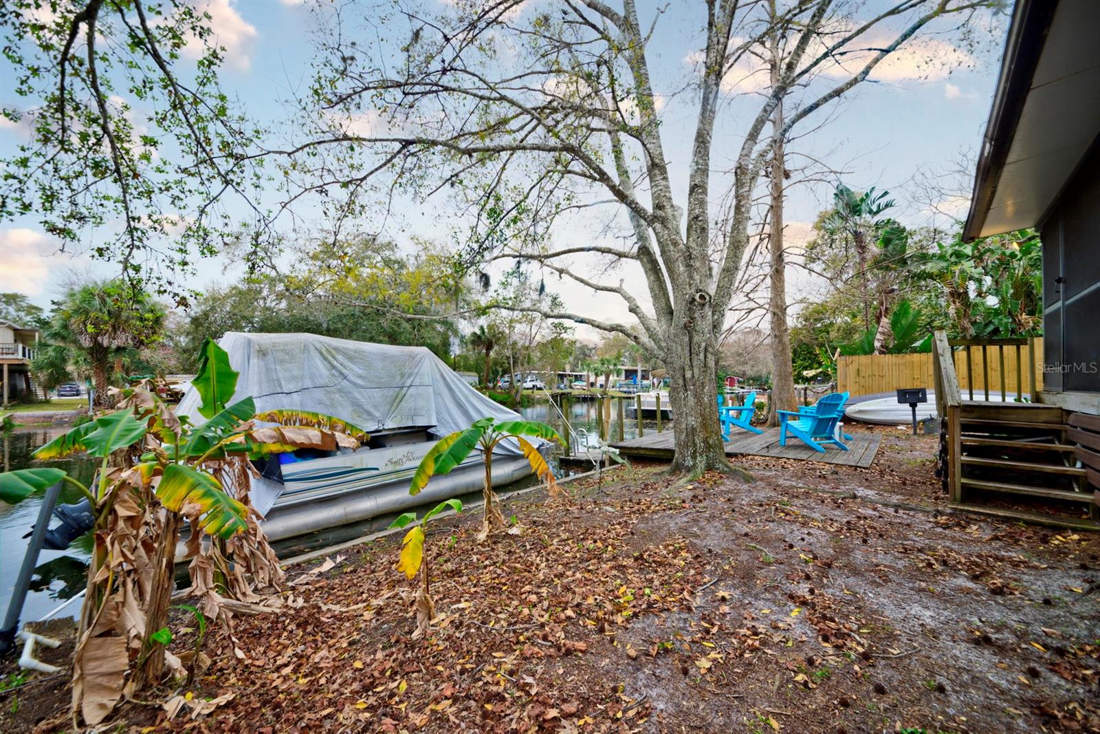 WEEKI WACHEE RIVER RETREATS - Residential