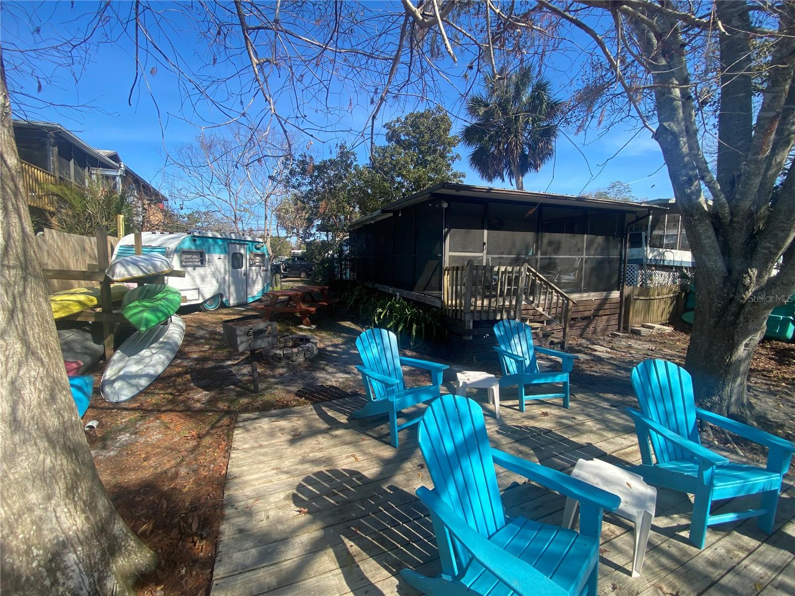 WEEKI WACHEE RIVER RETREATS - Residential