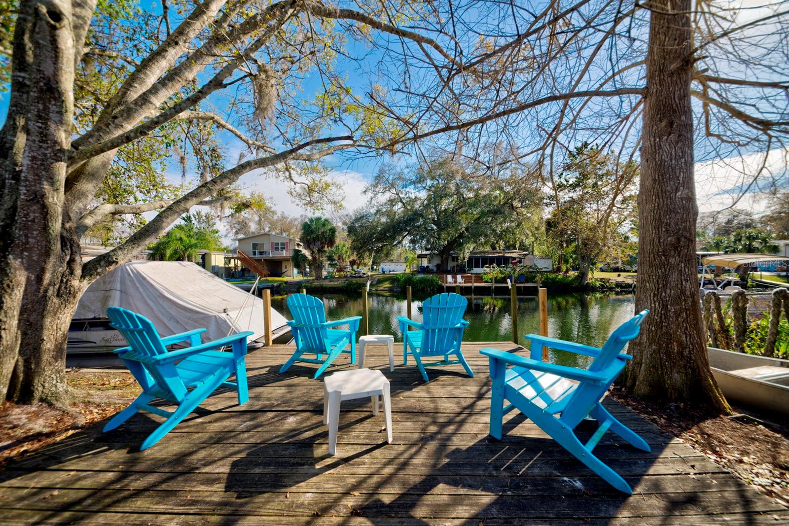 WEEKI WACHEE RIVER RETREATS - Residential