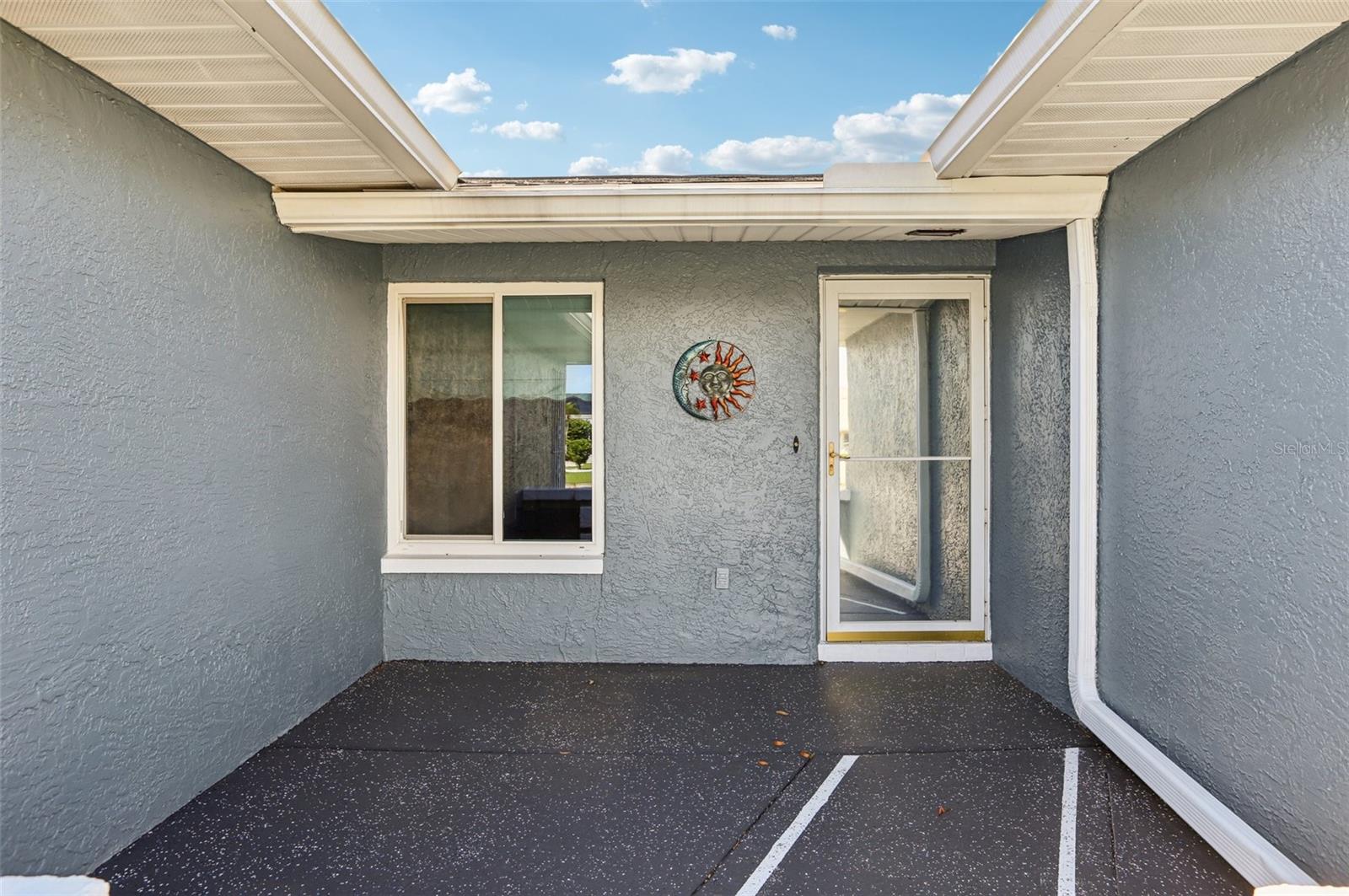 310 THORN HILL PLACE