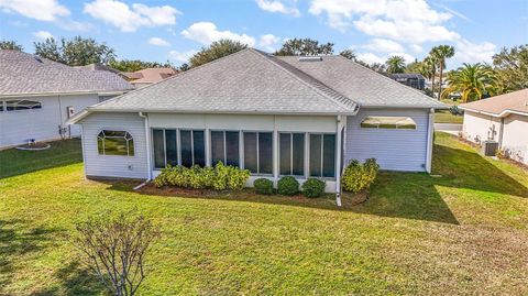 A home in TAVARES