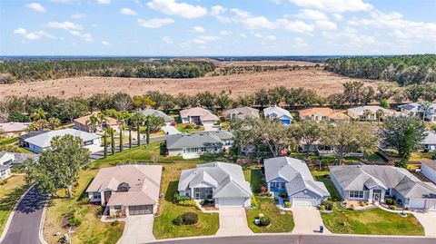 A home in TAVARES