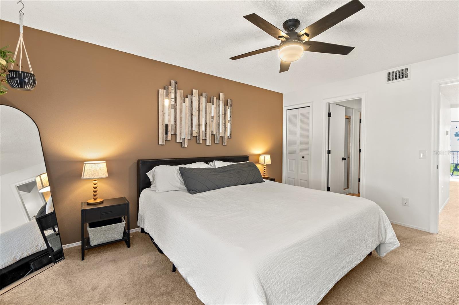 DELESPINE ON INDIAN RIVER - Residential