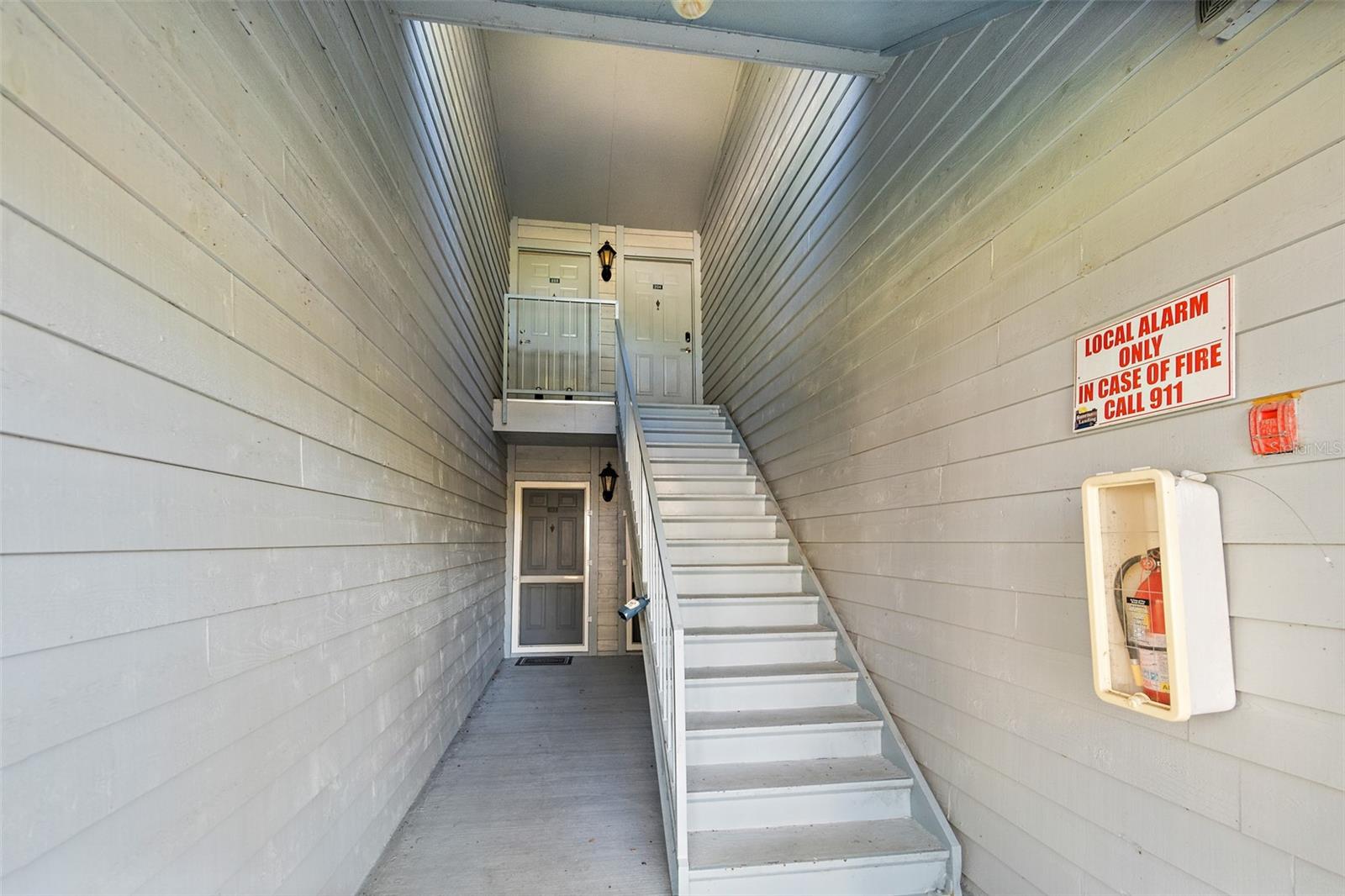 DELESPINE ON INDIAN RIVER - Residential