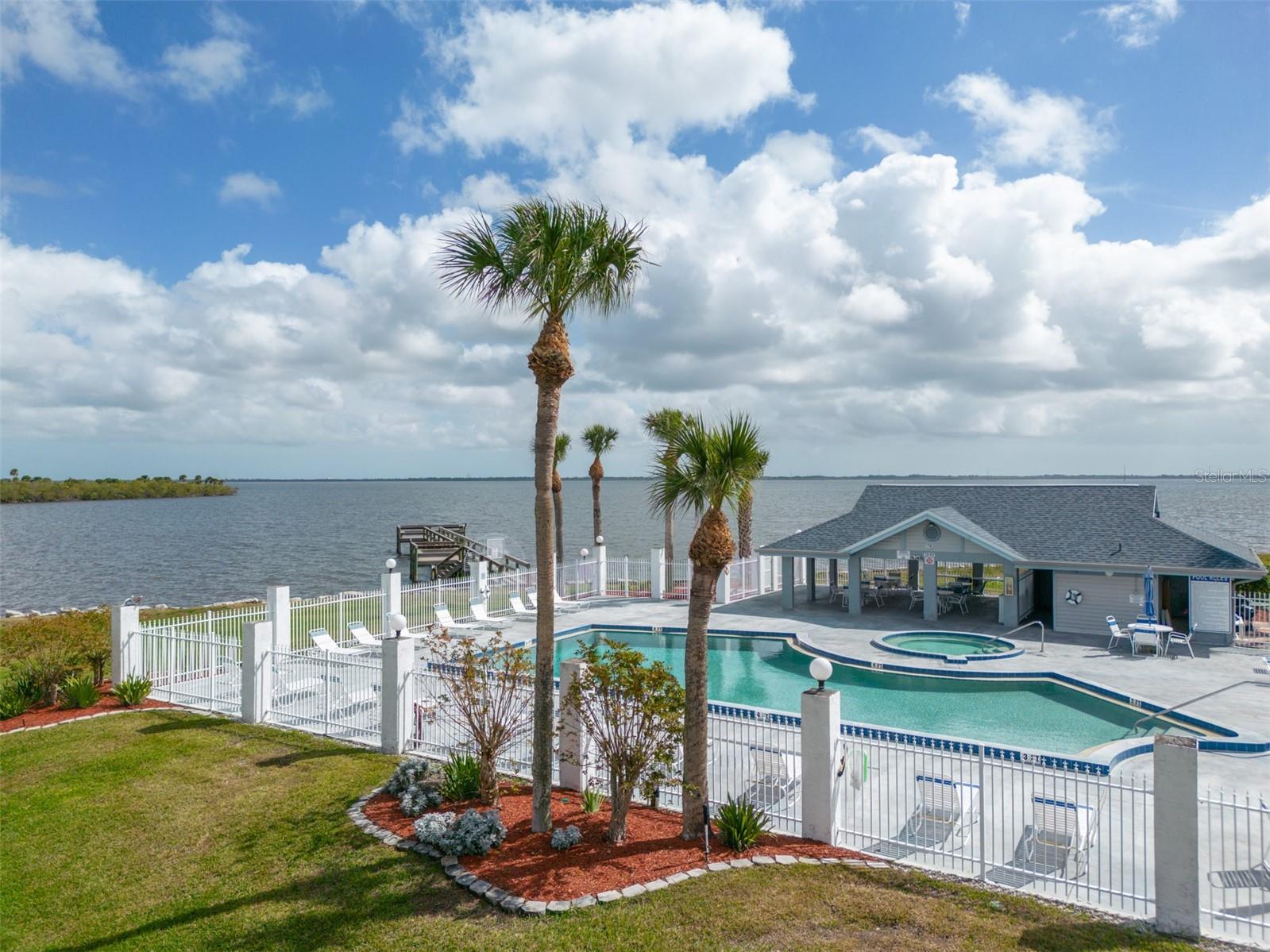 DELESPINE ON INDIAN RIVER - Residential