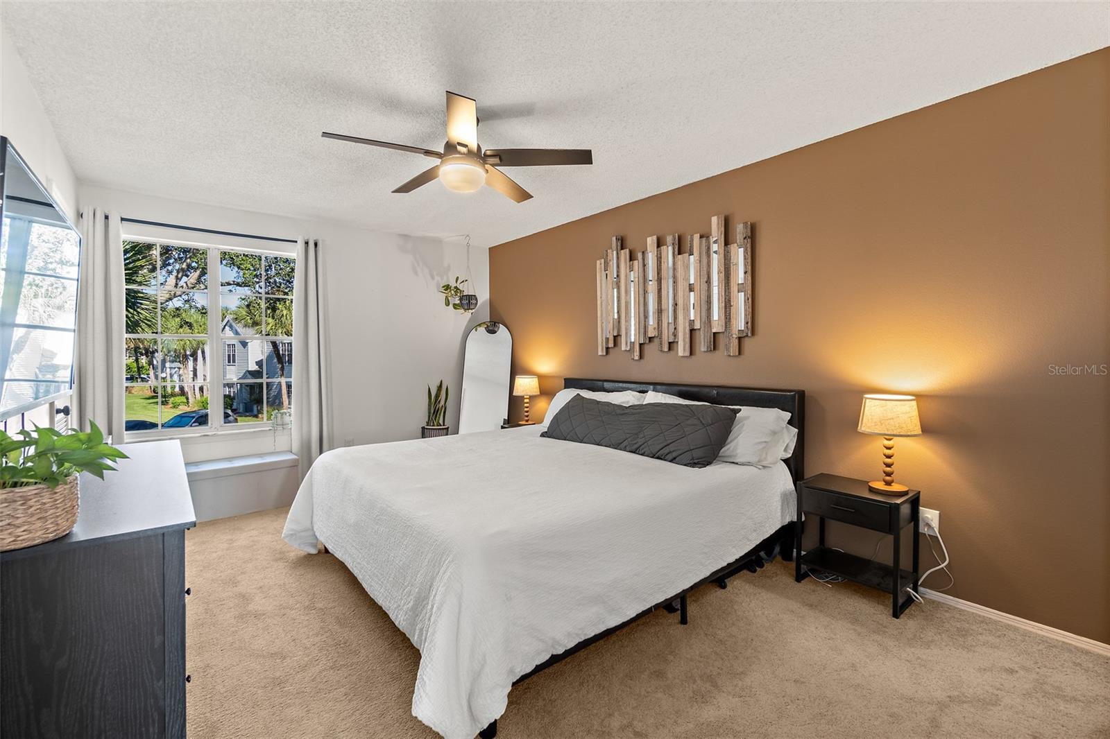 DELESPINE ON INDIAN RIVER - Residential