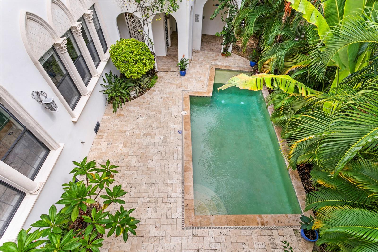 DAVIS ISLANDS PB10 PG52 TO 57 - Residential