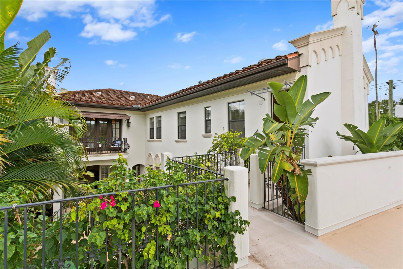 DAVIS ISLANDS PB10 PG52 TO 57 - Residential