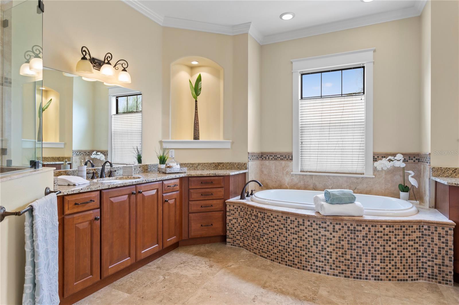 DAVIS ISLANDS PB10 PG52 TO 57 - Residential