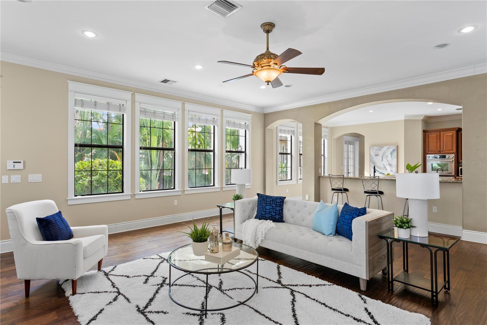 DAVIS ISLANDS PB10 PG52 TO 57 - Residential