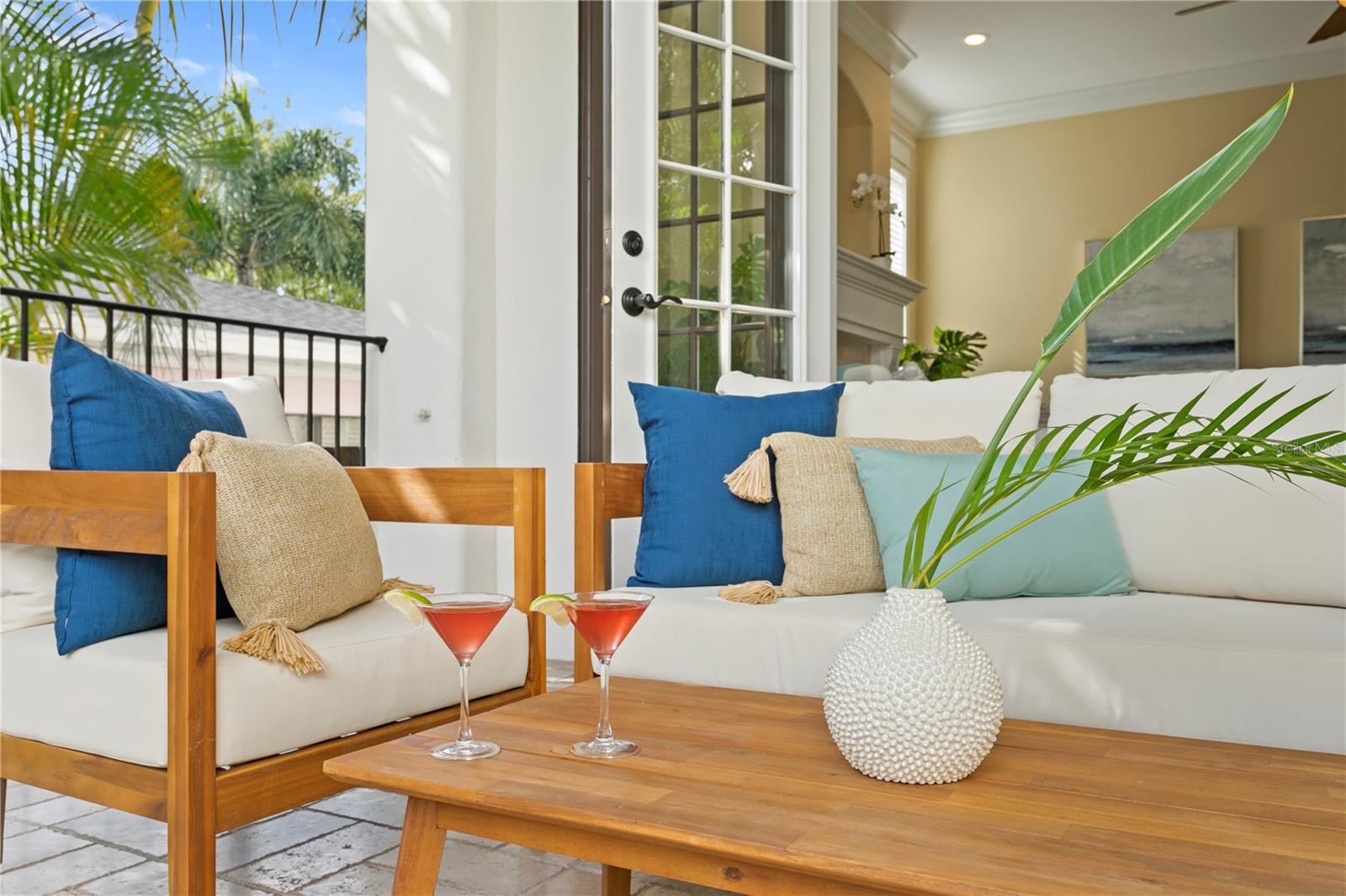 DAVIS ISLANDS PB10 PG52 TO 57 - Residential