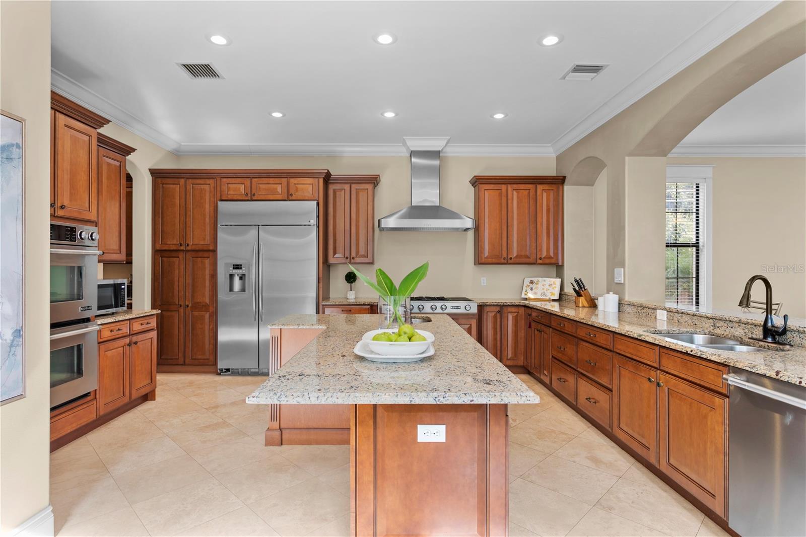 DAVIS ISLANDS PB10 PG52 TO 57 - Residential