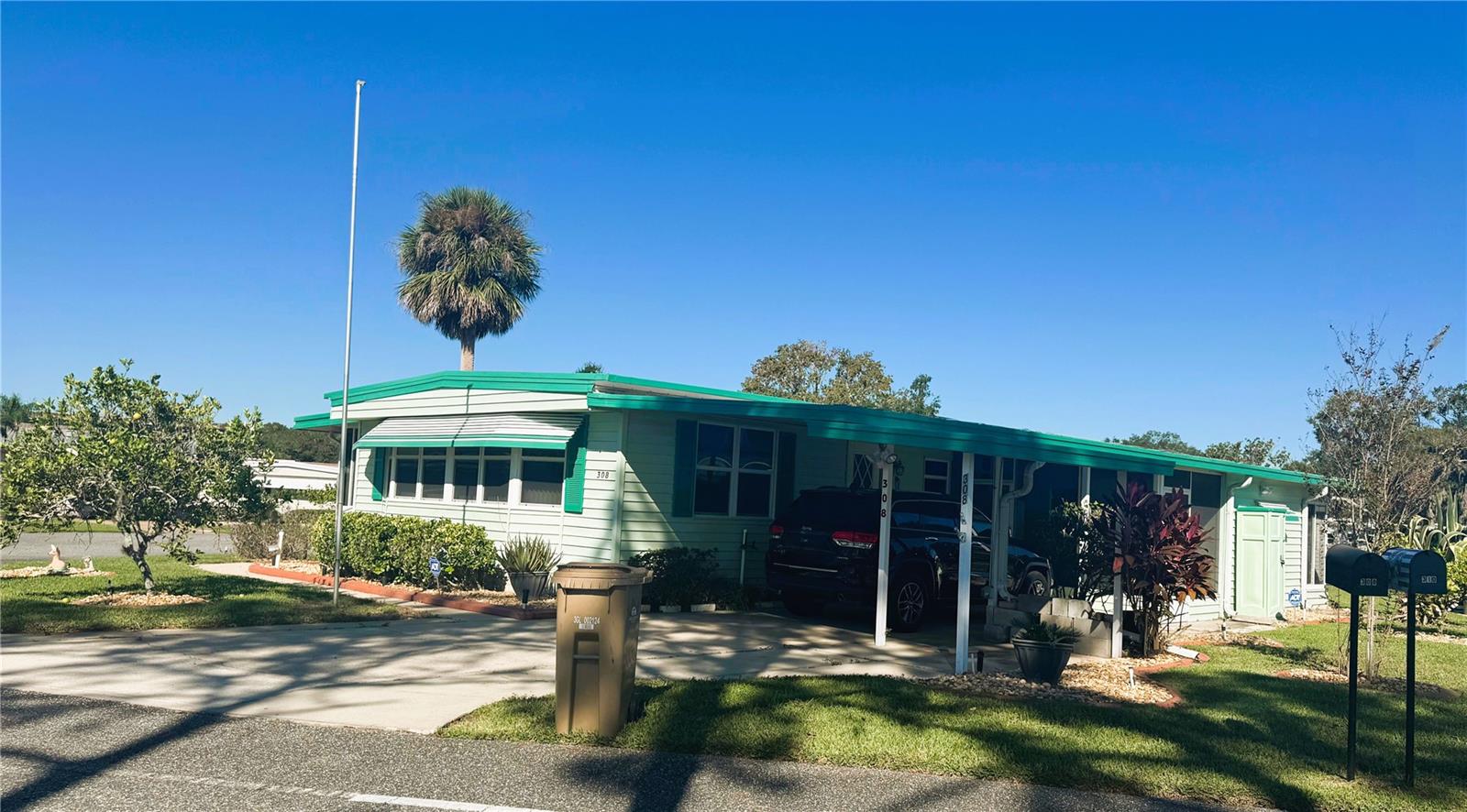 HAWTHORNE AT LEESBURG A COOP - Residential