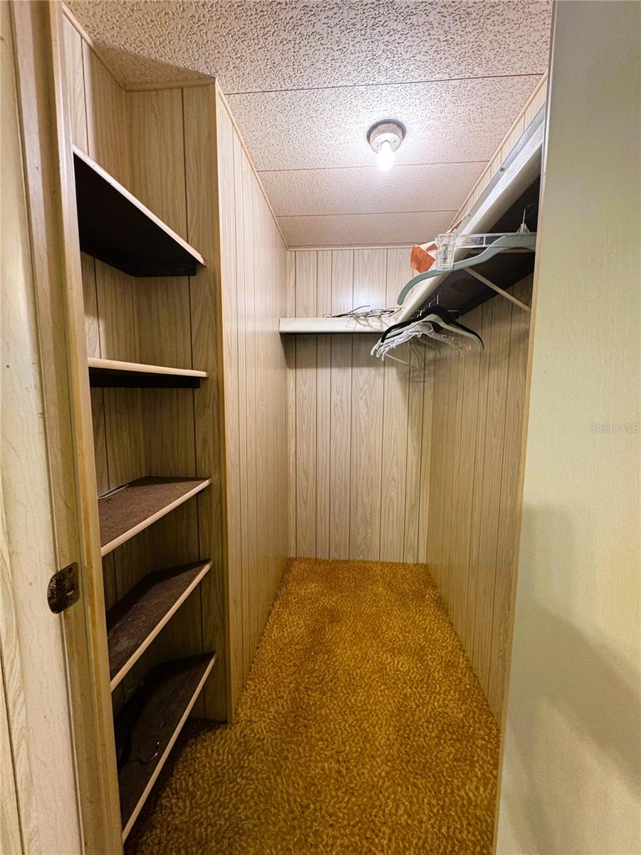 HAWTHORNE AT LEESBURG A COOP - Residential