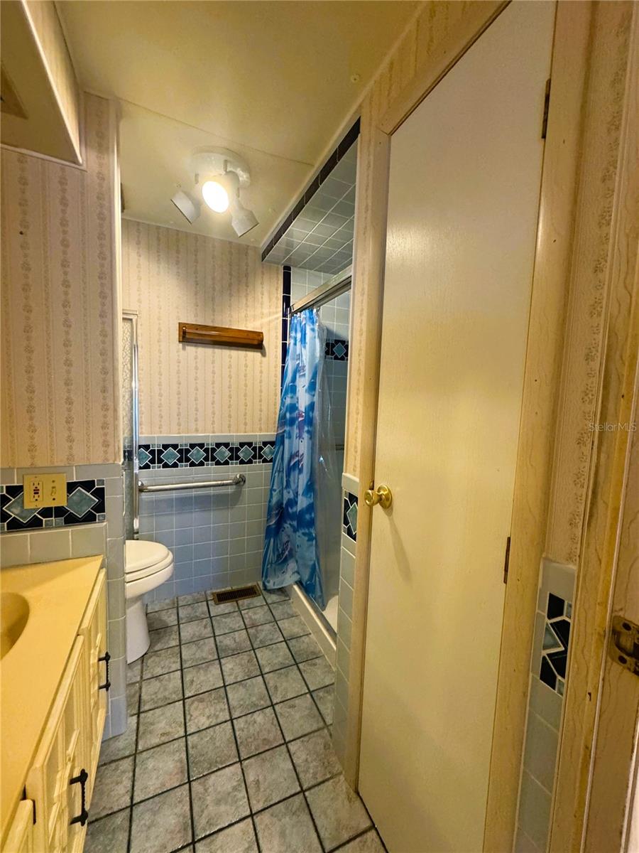 HAWTHORNE AT LEESBURG A COOP - Residential