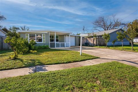 A home in PINELLAS PARK