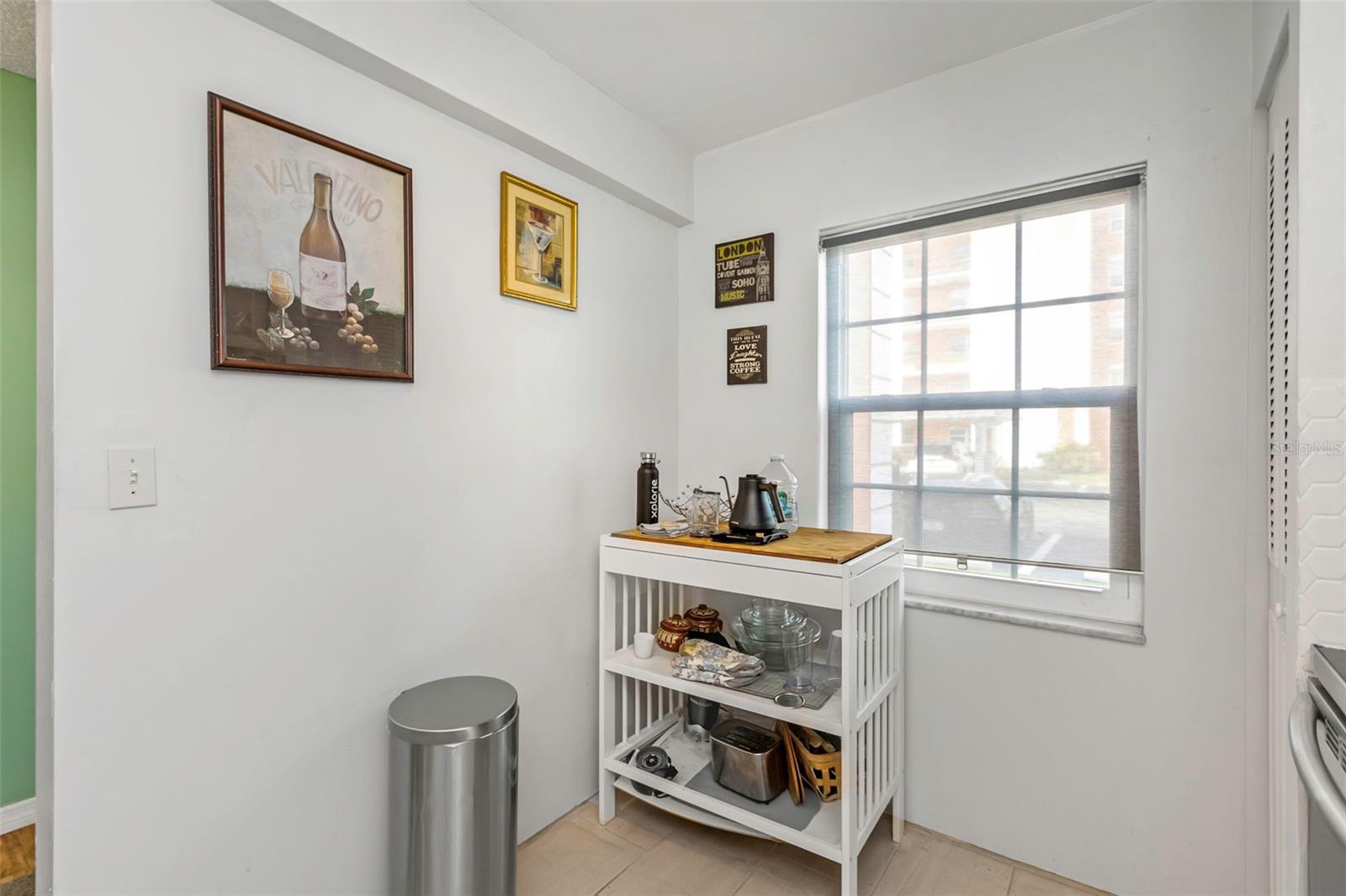 CROSSWINDS COLONY ONE CONDO - Residential