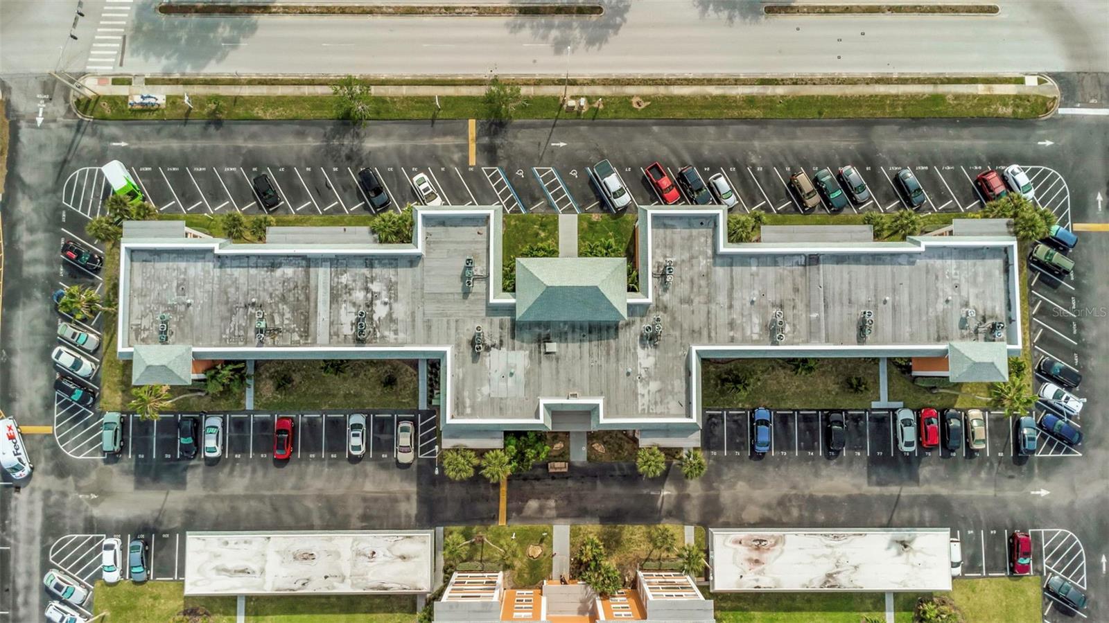 CROSSWINDS COLONY ONE CONDO - Residential