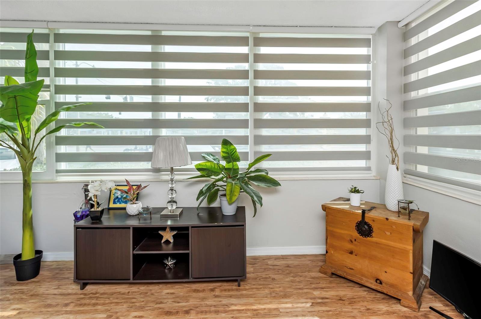 CROSSWINDS COLONY ONE CONDO - Residential