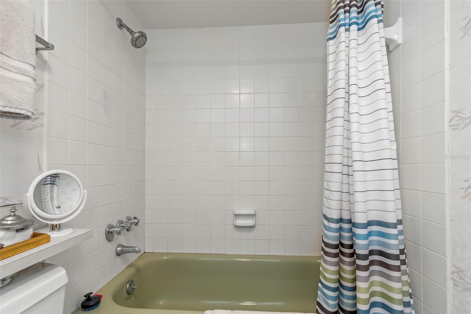 CROSSWINDS COLONY ONE CONDO - Residential