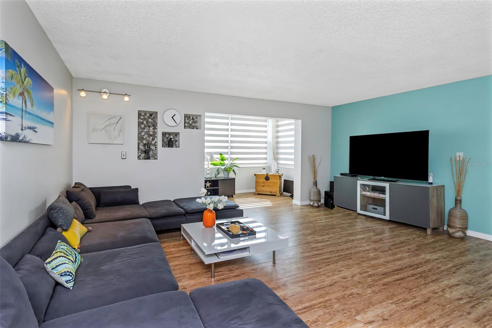 CROSSWINDS COLONY ONE CONDO - Residential