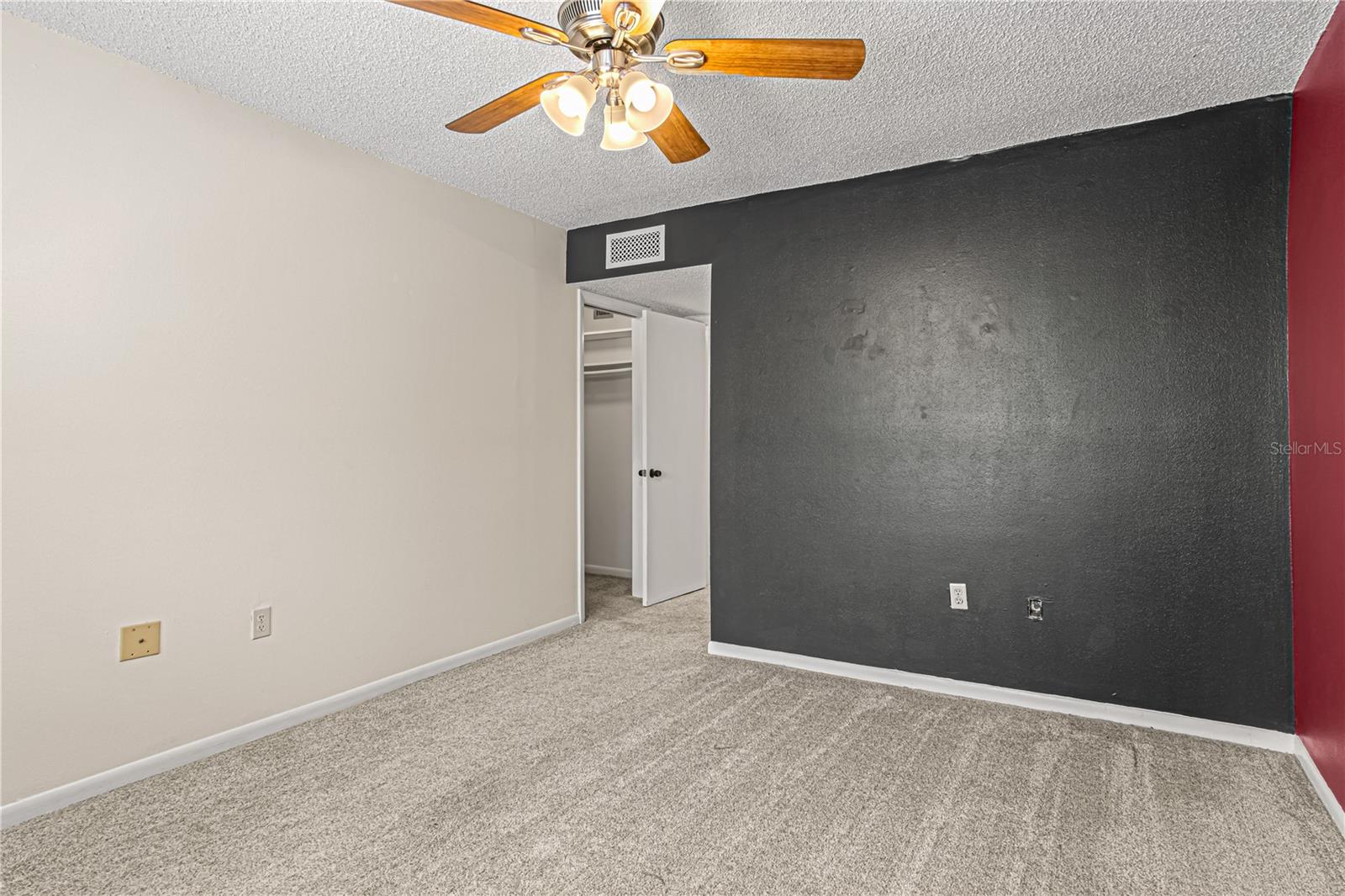 WINDHOVER CONDO - Residential