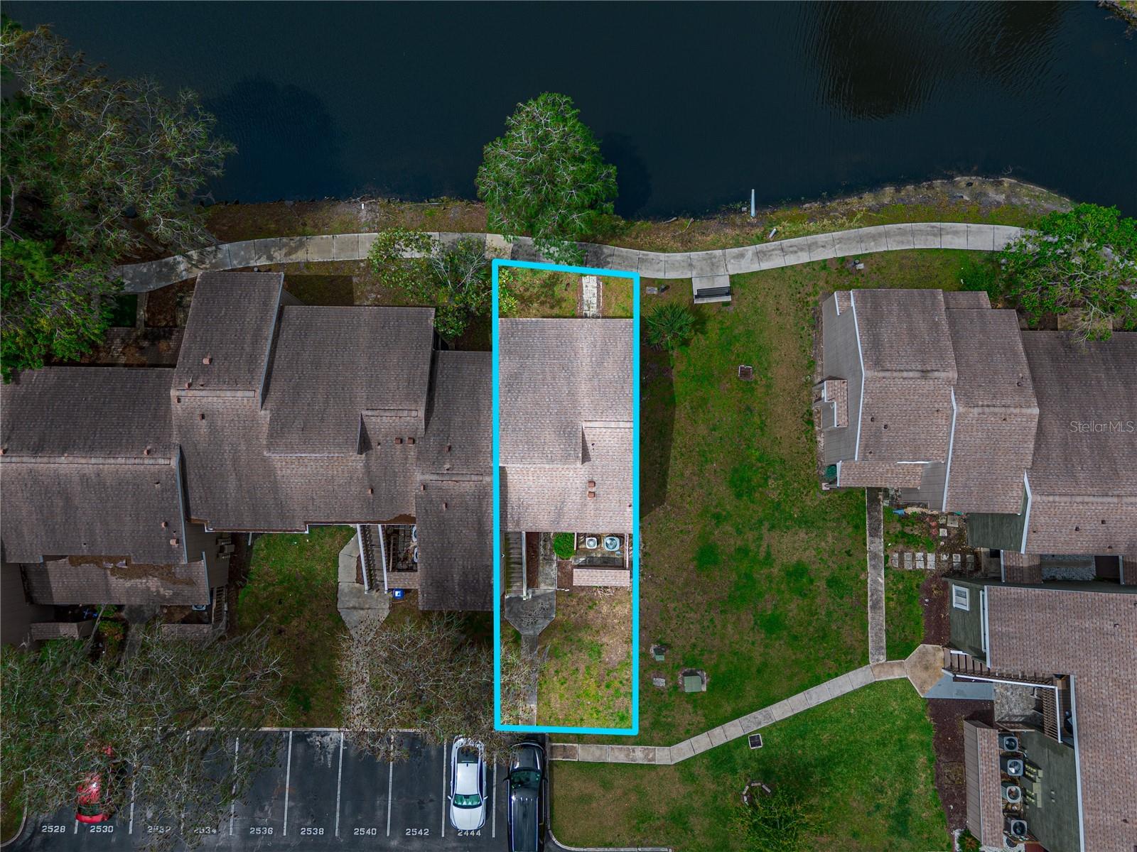 WINDHOVER CONDO - Residential